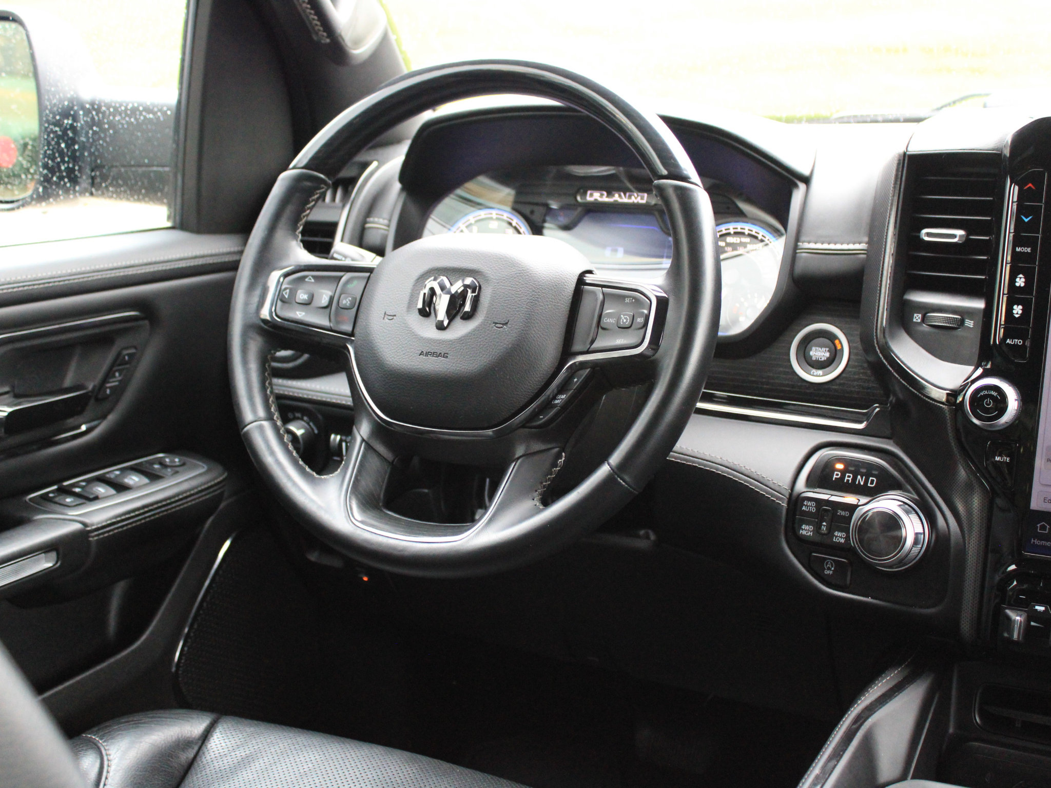 Used 2022 RAM 1500 Limited w/ Bed Utility Group AWD/4WD image 14