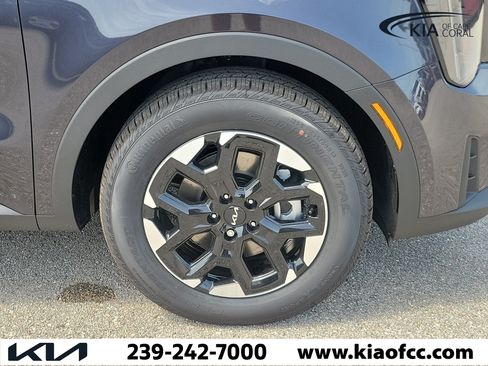 New 2026 Kia Sorento S w/ S Panoramic Sunroof Package FWD image 7