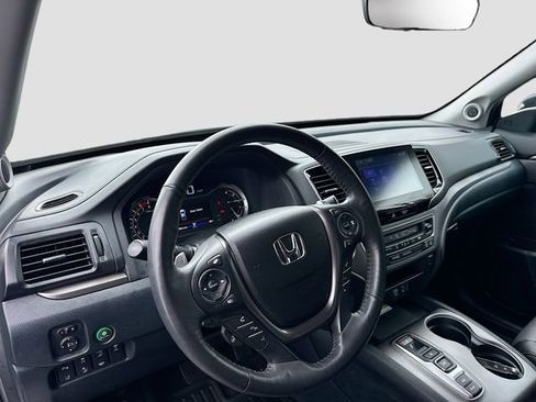 Used 2023 Honda Ridgeline RTL-E image 10