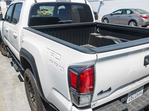Used 2023 Toyota Tacoma TRD Pro AWD/4WD image 12