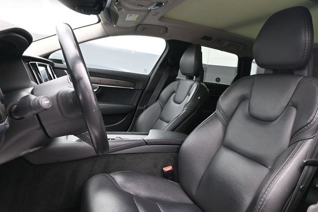 Used 2018 Volvo V90 T5 Cross Country w/ Plus Package AWD/4WD image 10