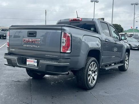 Used 2022 GMC Canyon Denali image 6
