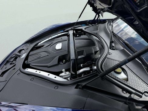 Used 2020 Porsche Panamera 4 image 67