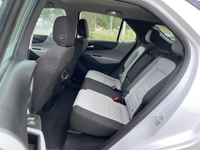 Used 2023 Chevrolet Equinox LS AWD/4WD image 16