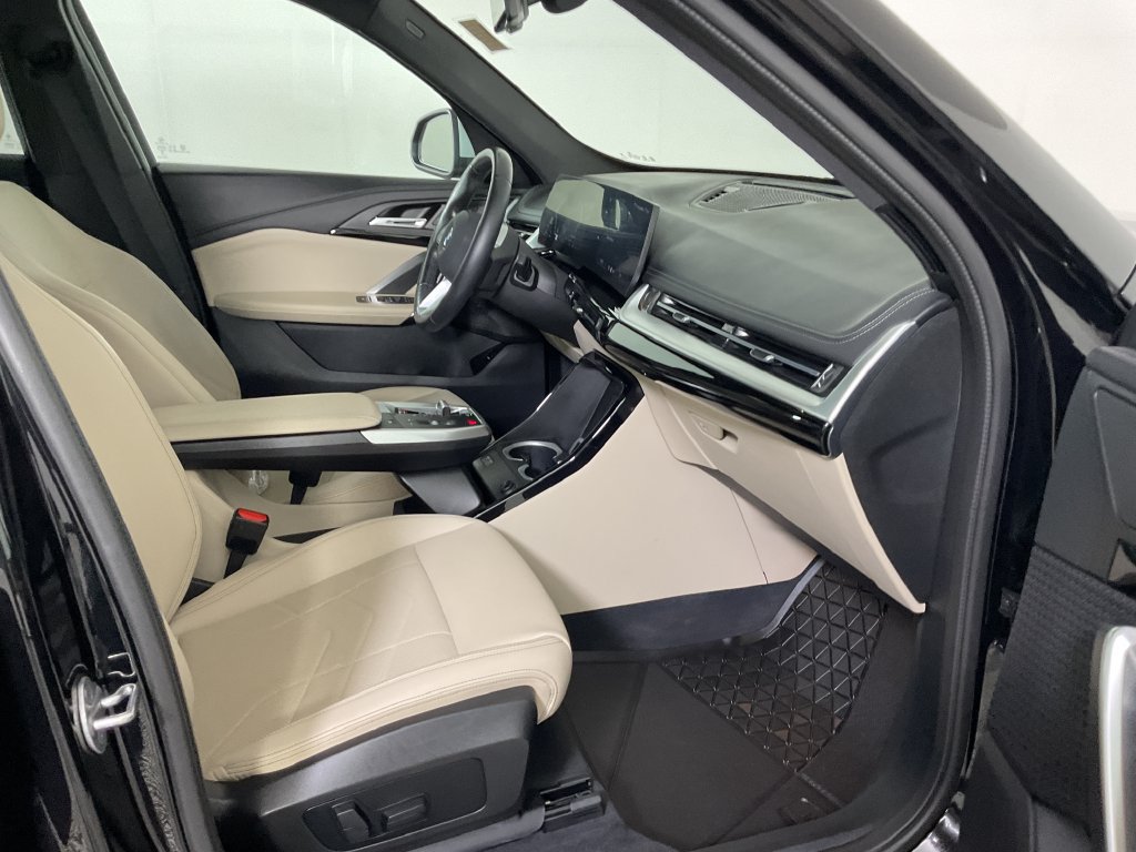 Used 2024 BMW X1 xDrive28i w/ Convenience Package AWD/4WD image 25