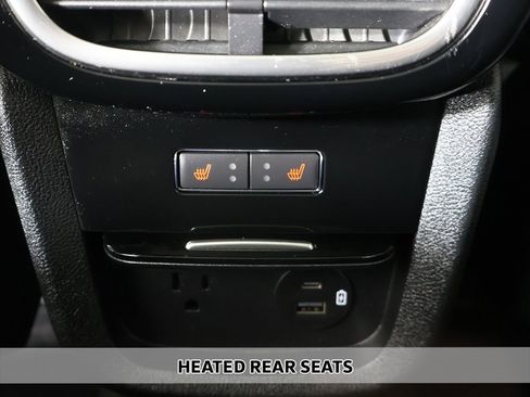 Used 2022 Lincoln Nautilus Reserve image 9