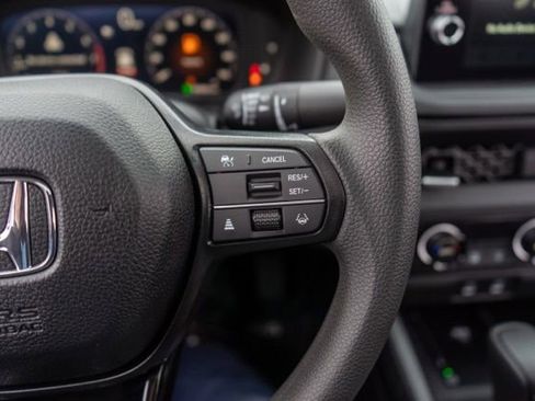 Used 2025 Honda Accord SE image 17