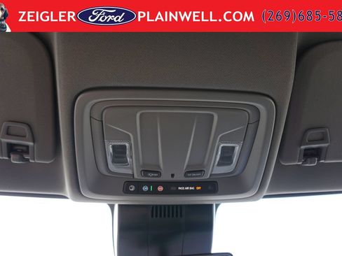 Used 2023 Chevrolet Silverado 1500 LT AWD/4WD image 28