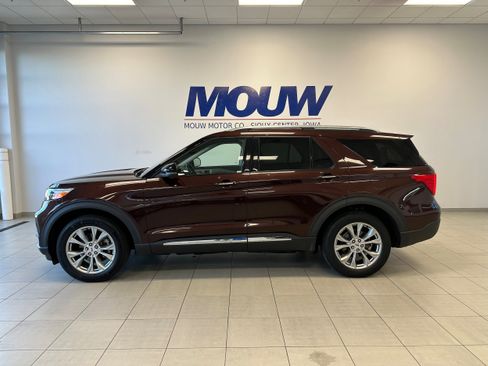 Used 2020 Ford Explorer Limited image 1