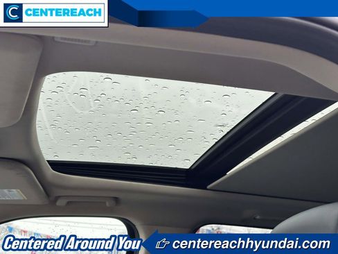 Used 2022 Ford Expedition Max XLT image 18