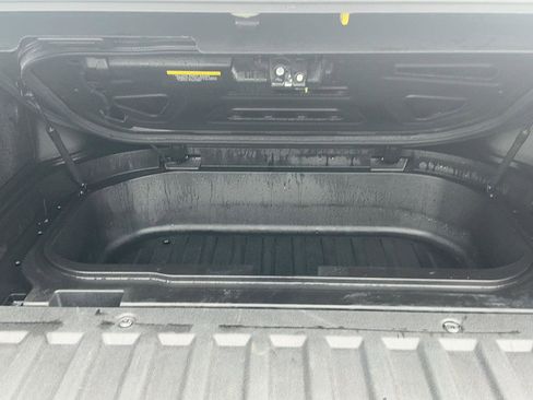 Certified 2025 Hyundai Santa Cruz Limited AWD/4WD image 10
