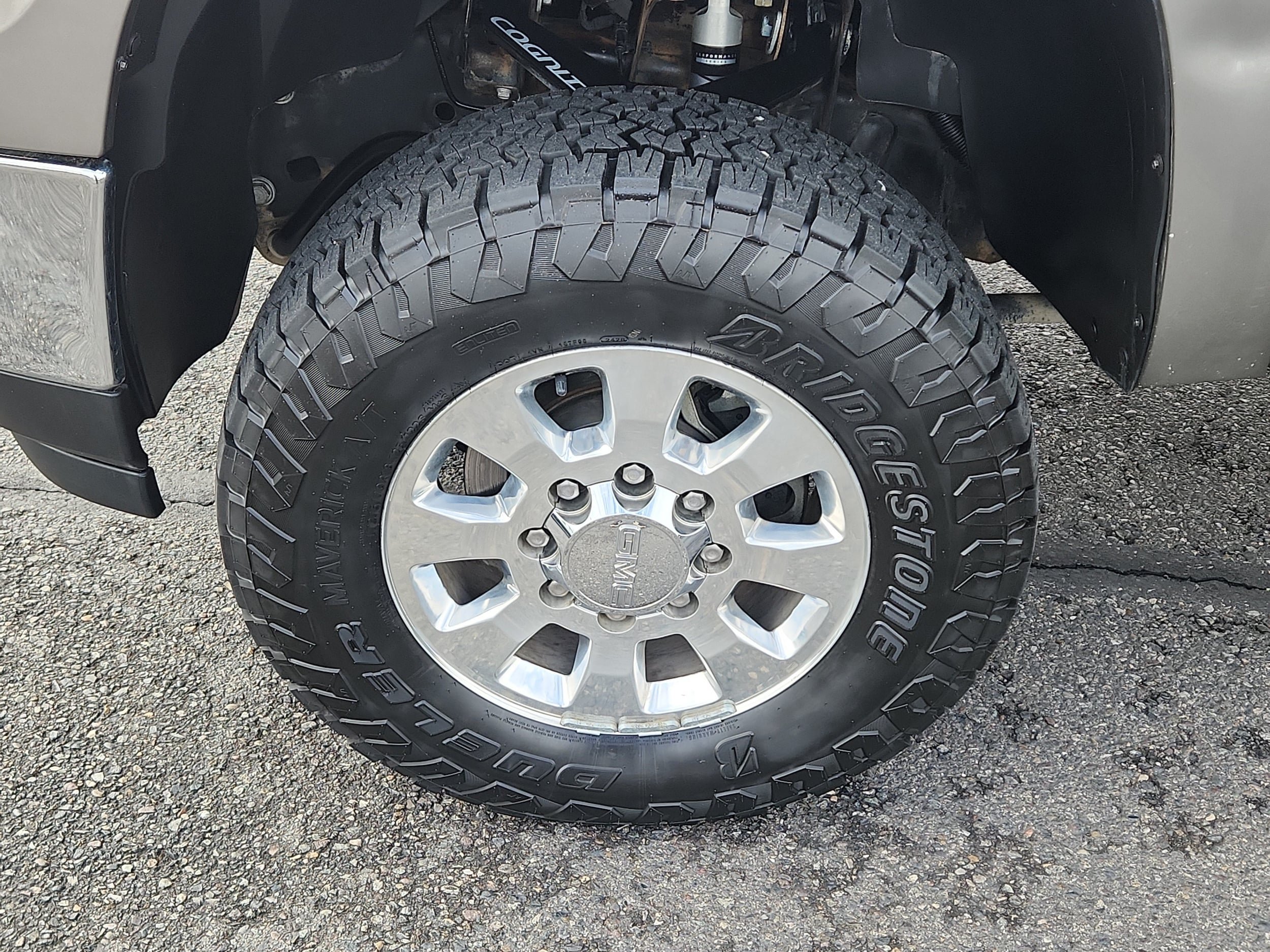 Used 2012 GMC Sierra 2500 SLE w/ SLE Preferred Package AWD/4WD image 7
