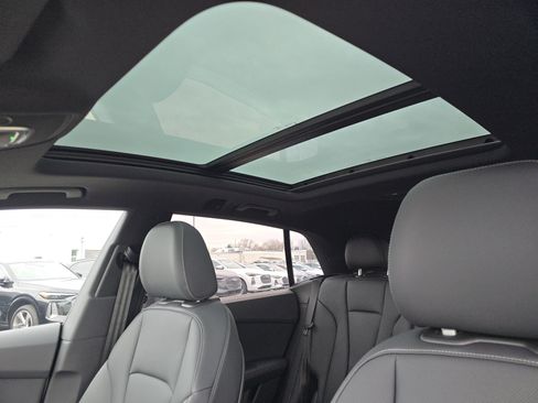 New 2026 Audi Q8 Premium Plus image 9