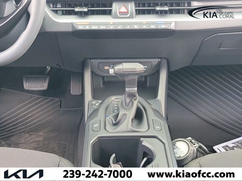 New 2026 Kia K4 FWD image 18