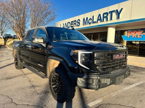 Used 2023 GMC Sierra 1500 AT4X image 2