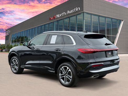 Certified 2025 Audi Q5 Premium w/ Convenience Package AWD/4WD image 6