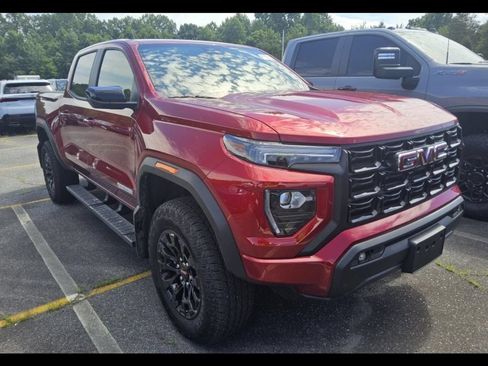 Used 2026 GMC Canyon Elevation w/ Convenience Package RWD image 6