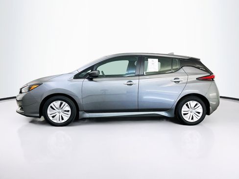 Used 2024 Nissan Leaf S image 4