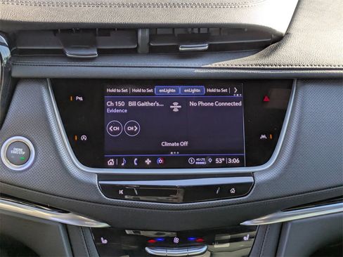 Used 2025 Cadillac XT6 Luxury image 20