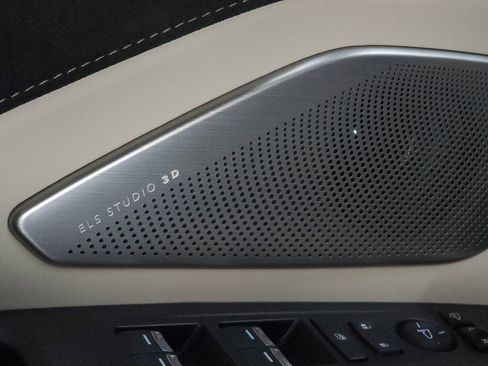 Used 2025 Acura RDX A-Spec image 21