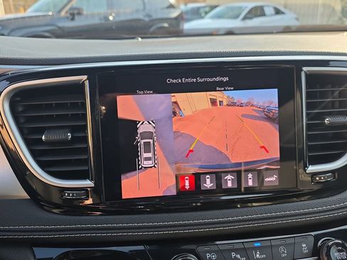 Used 2022 Chrysler Pacifica Limited w/ S Appearance Package image 35