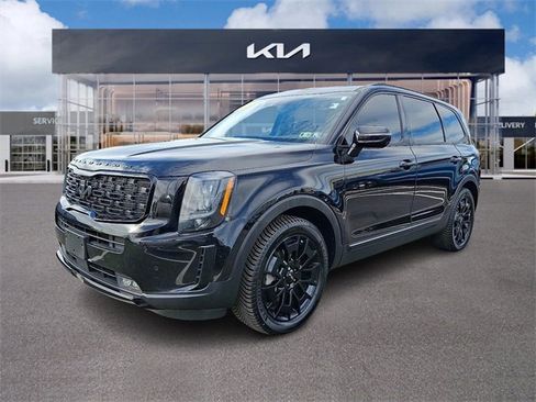 Used 2022 Kia Telluride SX w/ Nightfall Edition Package image 3