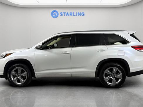 Used 2019 Toyota Highlander Limited FWD image 4