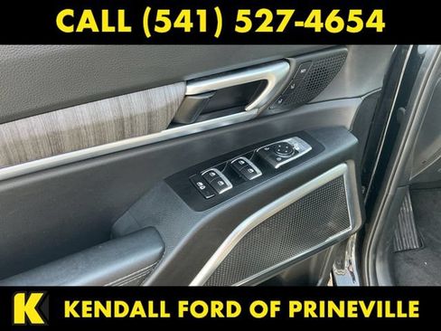 Used 2023 Kia Telluride SX AWD/4WD image 10