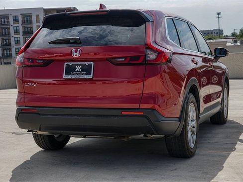 Used 2025 Honda CR-V EX image 8