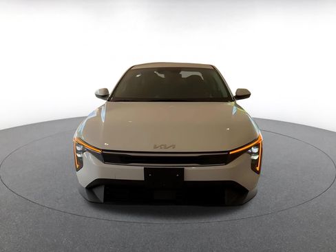 Used 2025 Kia K4 FWD image 11