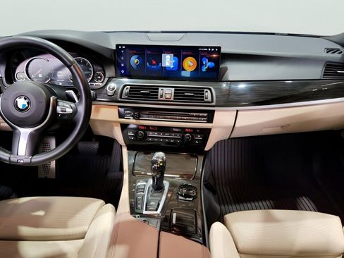 Used 2014 BMW 550i xDrive Sedan image 19
