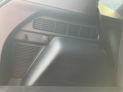 Used 2022 Ford Escape SE w/ Convenience Package image 26