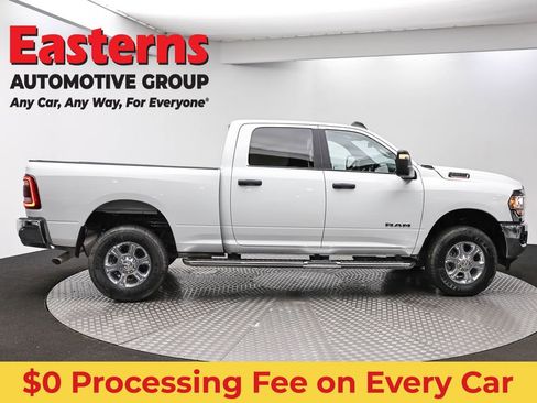 Used 2024 RAM 2500 Big Horn w/ Protection Group AWD/4WD image 4
