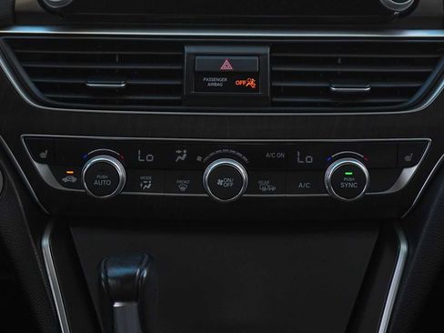 Used 2022 Honda Accord EX-L image 20