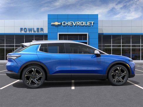 New 2026 Chevrolet Equinox EV LT image 5