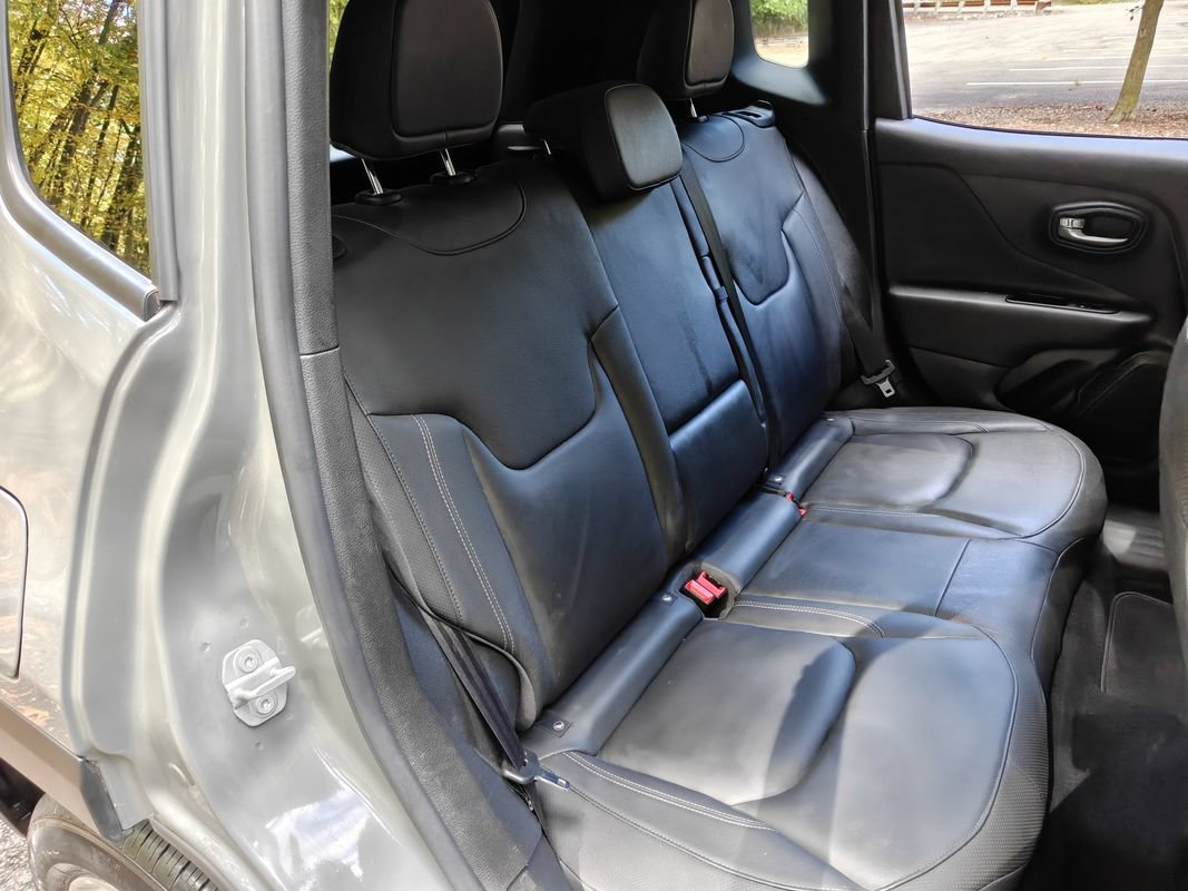 Used 2021 Jeep Renegade Limited AWD/4WD image 17