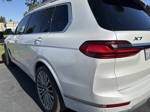 Used 2021 BMW X7 xDrive40i w/ Premium Package AWD/4WD image 10