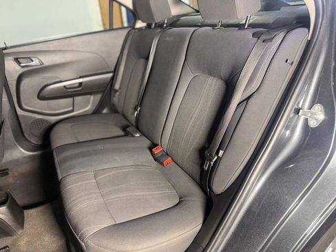 Used 2017 Chevrolet Sonic LT FWD image 31
