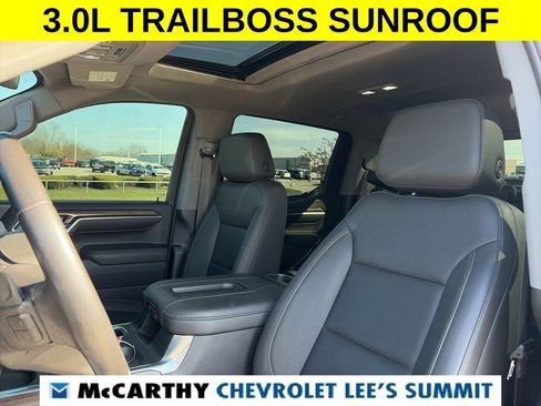 Used 2022 Chevrolet Silverado 1500 LT Trail Boss w/ LT Trail Boss Premium Package image 59