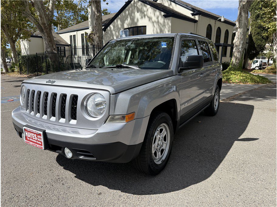 Used 2016 Jeep Patriot Sport w/ Power Value Group AWD/4WD image 1