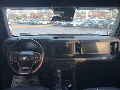 Used 2023 Ford Bronco Big Bend w/ Sasquatch Package image 10