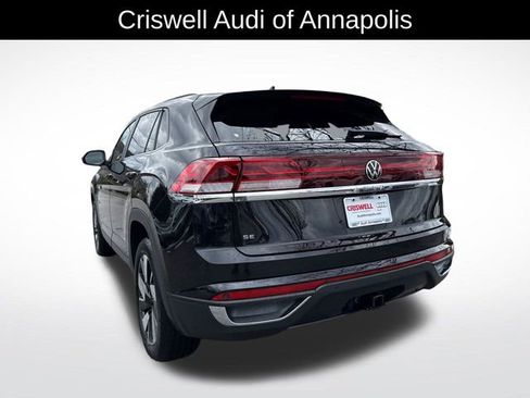 Used 2024 Volkswagen Atlas Cross Sport SE image 3