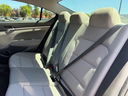 Used 2020 Hyundai Elantra Value Edition FWD image 29