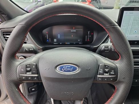 Used 2023 Ford Escape ST-Line w/ Tech Pack #1 FWD image 27