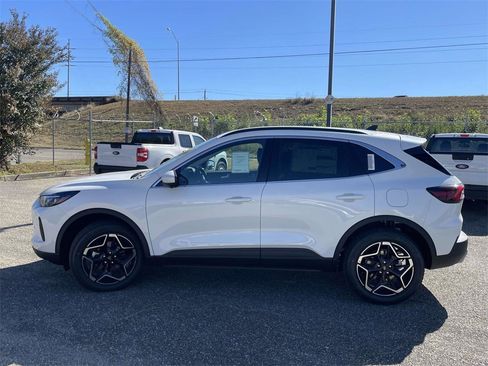 New 2026 Ford Escape Platinum w/ Premium Technology Package image 6