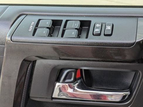 Used 2024 Toyota 4Runner TRD Off-Road image 24