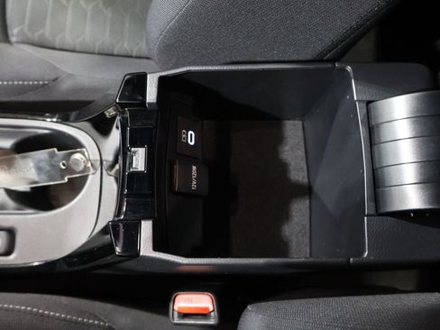 Used 2024 Toyota Corolla SE image 31