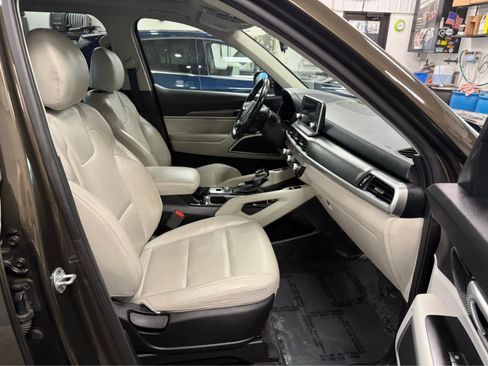 Used 2020 Kia Telluride S AWD/4WD image 28