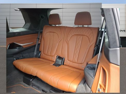 Used 2022 BMW ALPINA XB7 AWD/4WD image 6