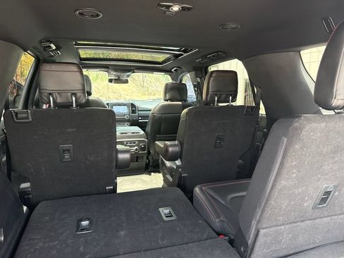 Used 2020 Ford Expedition Limited w/ Equipment Group 303A AWD/4WD image 12
